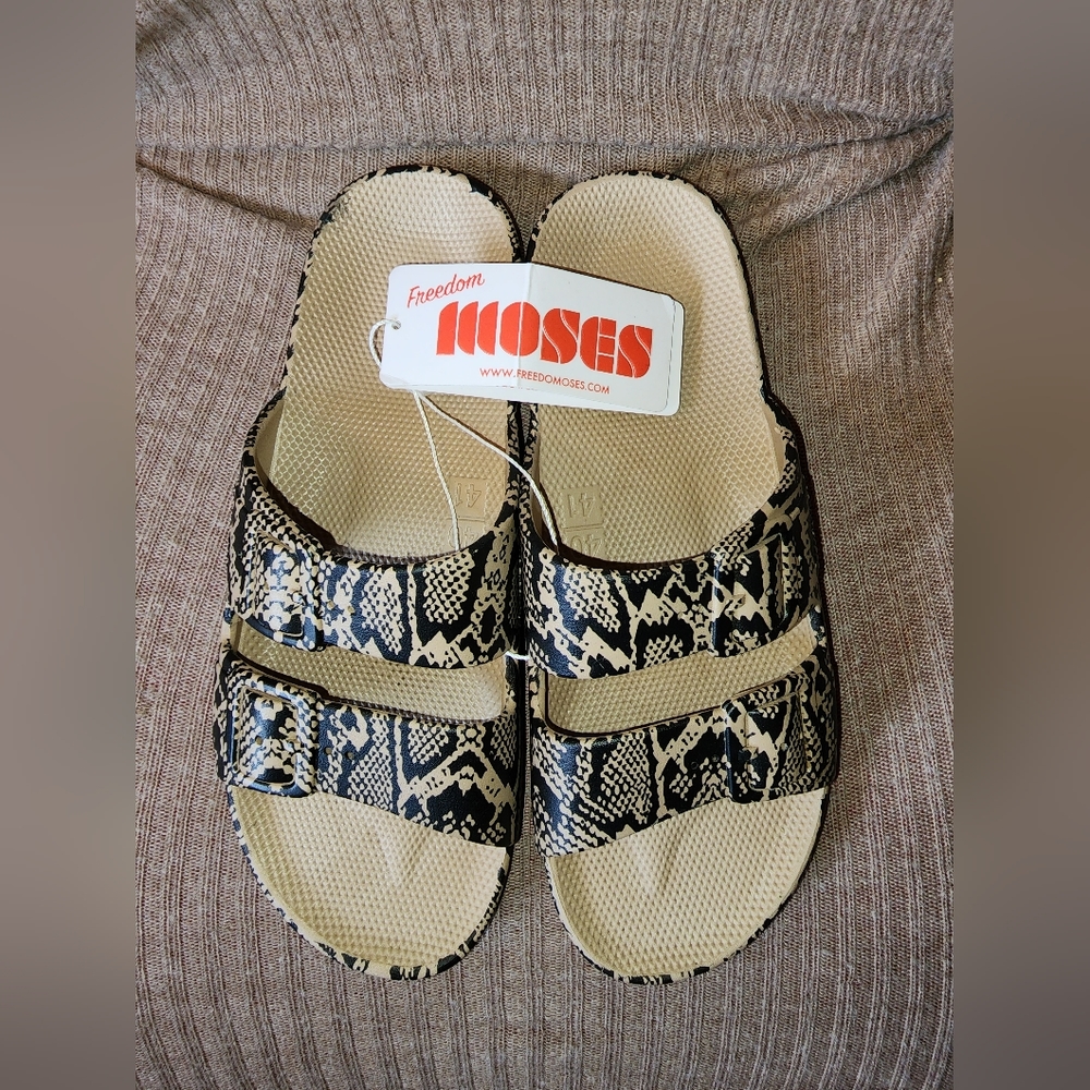 Freedom Moses Cobra Slides - Picture 2 of 4
